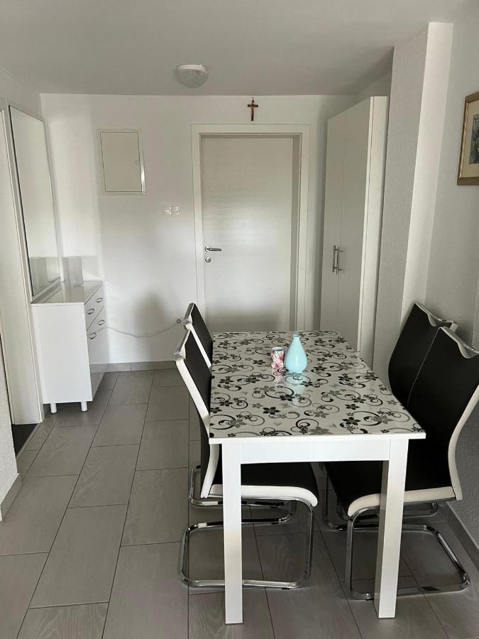 Apartmani Marina 茨里克韦尼察 外观 照片