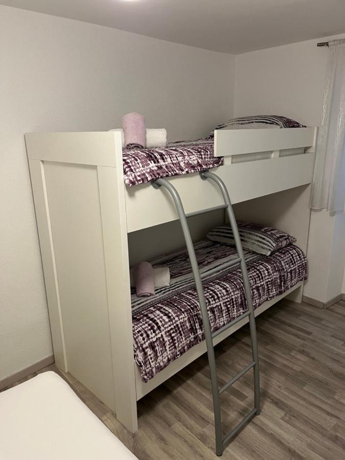 Apartmani Marina 茨里克韦尼察 外观 照片
